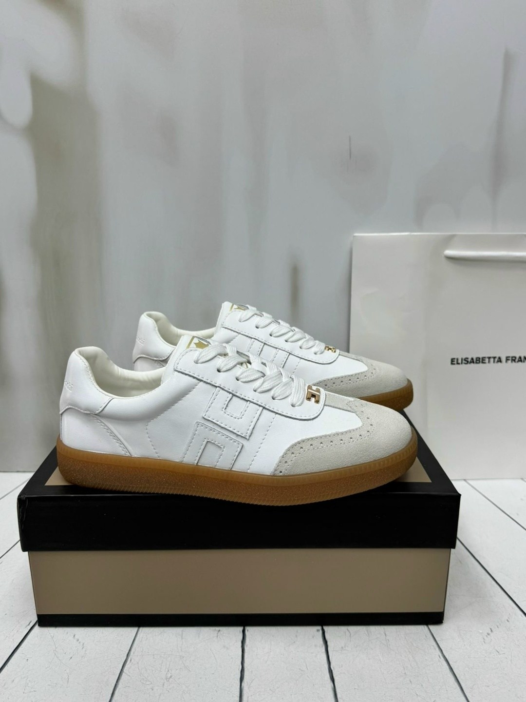 ,кроссовки женскиe,кроссовки hogan,кроссовки женские мужские,модные кроссовки