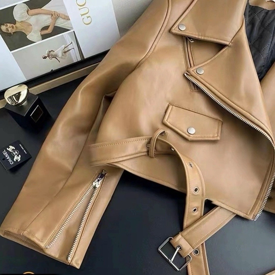 кожаная куртка,модный стиль одежды,кожаная куртка косуха,серая косуха,модные образы