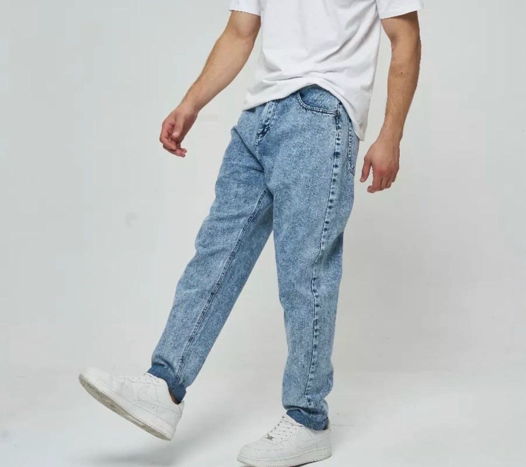 джинсы мужские,джинсы бананы мужские,мужские голубые джинсы мом свободные,джинсы мужские светлые,джинсы свободного кроя