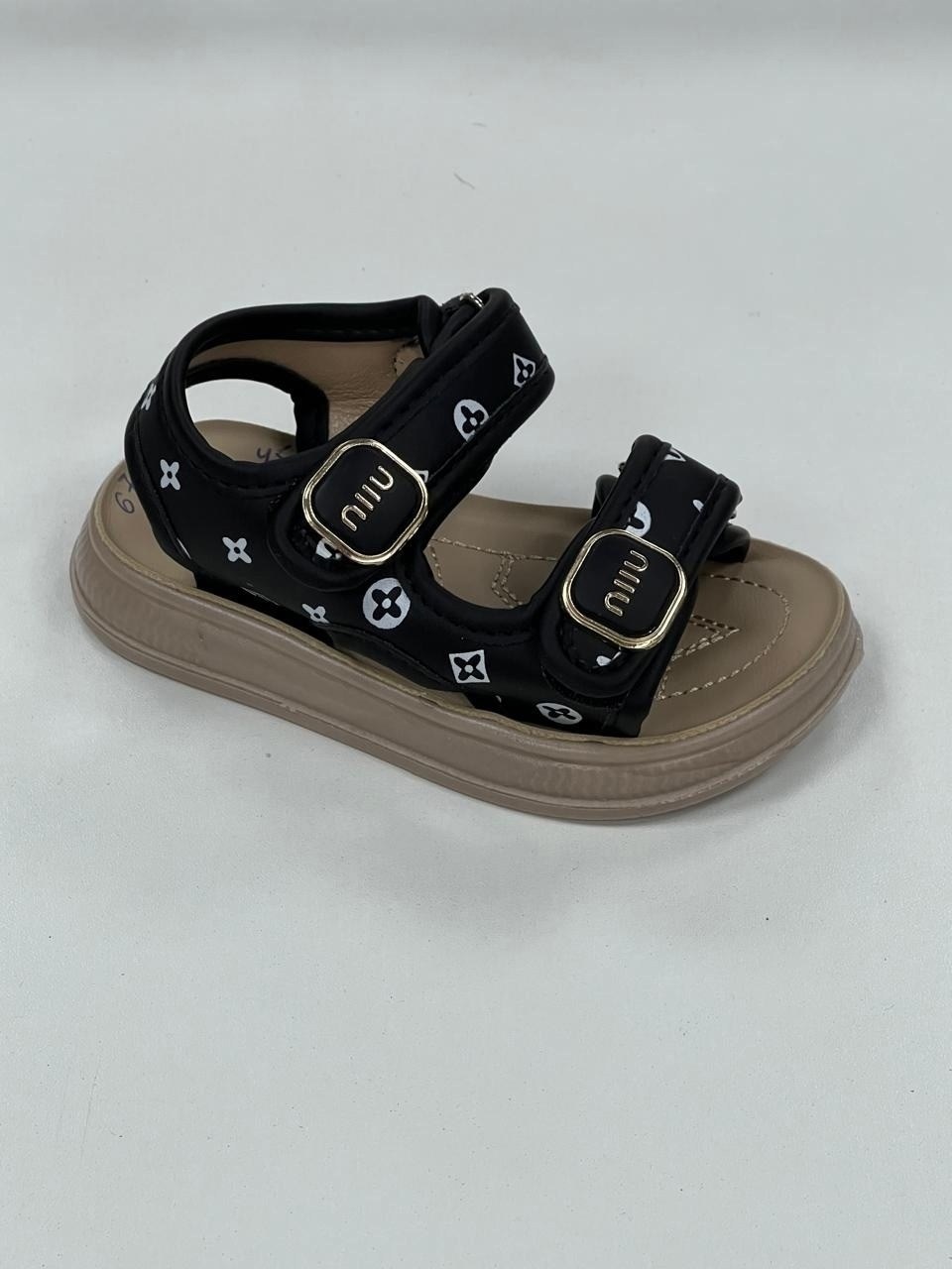 детские сандалии,,сандалии,сандалии для девочек,женские сандалии