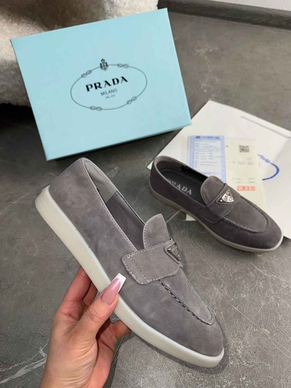 лоферы prada,,мокасины prada,лоферы замшевый,мокасины прада