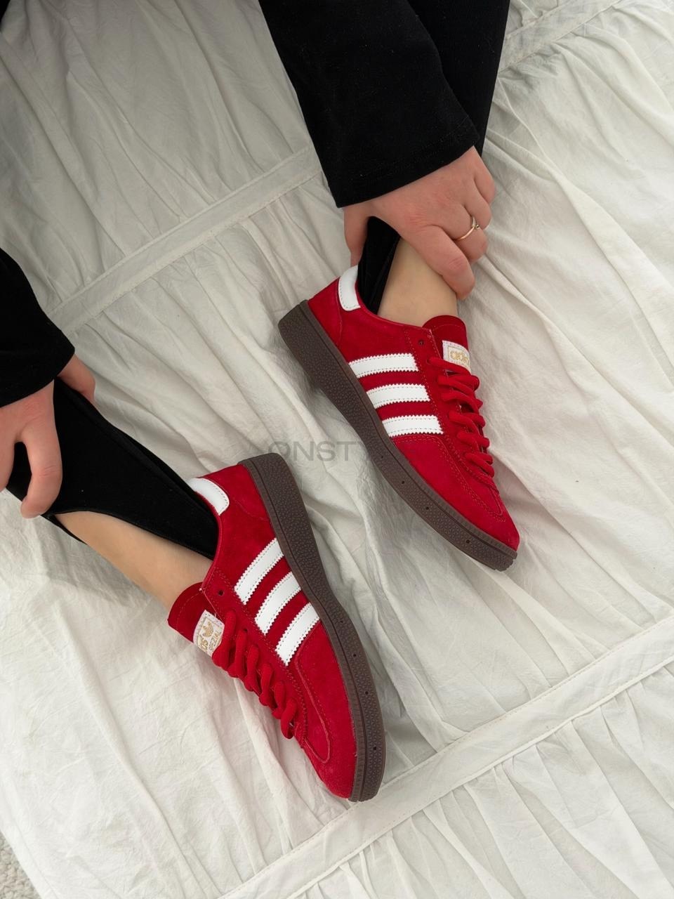 кроссовки adidas spezial,adidas red scarlet gum munchen,,кроссовки adidas,adidas originals handball spezial