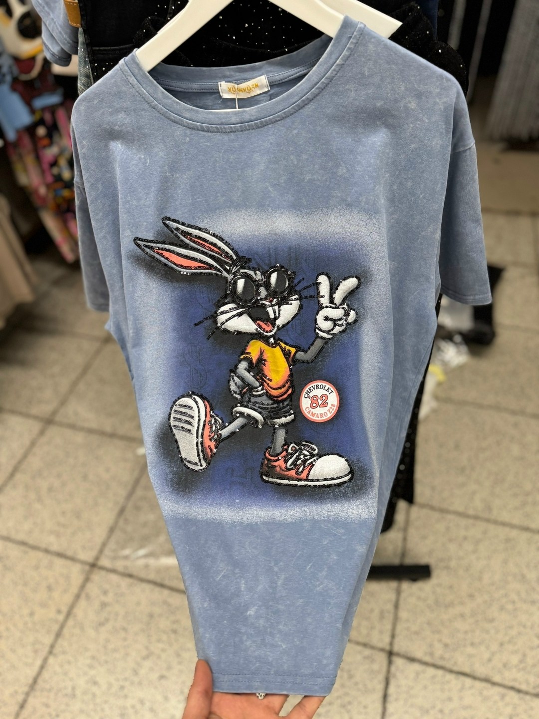 футболка варенка оверсайз с принтом bugs bunny,футболка варенка с принтом оверсайз,футболка вареная оверсайз принтом зайчик,футболка варенка