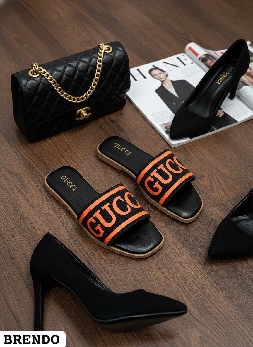 босоножки gucci,шлепанцы gucci,босоножки гуччи женские,модные босоножки,женские шлепанцы