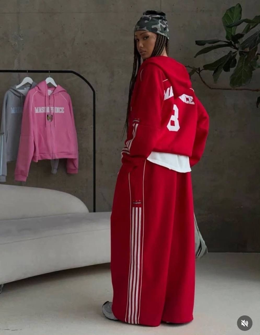 спортивная одежда для женщин,спорт костюм,костюм спортивный женский,костюм спортивный,красные спортивные брюки adidas originals adicolor