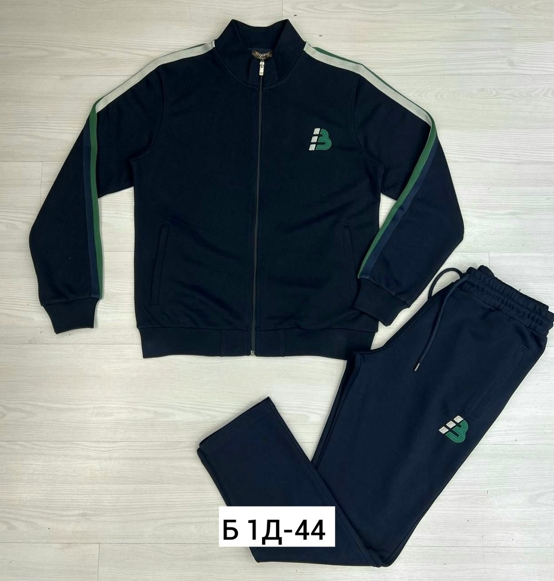 спортивный костюм lacoste,мужские костюмы,спортивные костюмы brunello cucinelli,спортивный костюм,спорт костюм