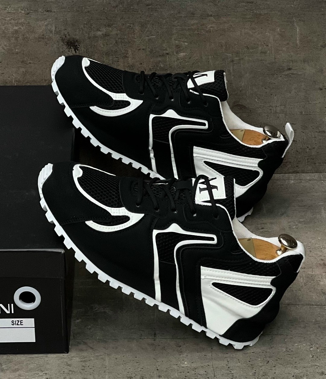 ,кроссовки женскиe,спортивные кроссовки,модные кроссовки,повседневные кроссовки