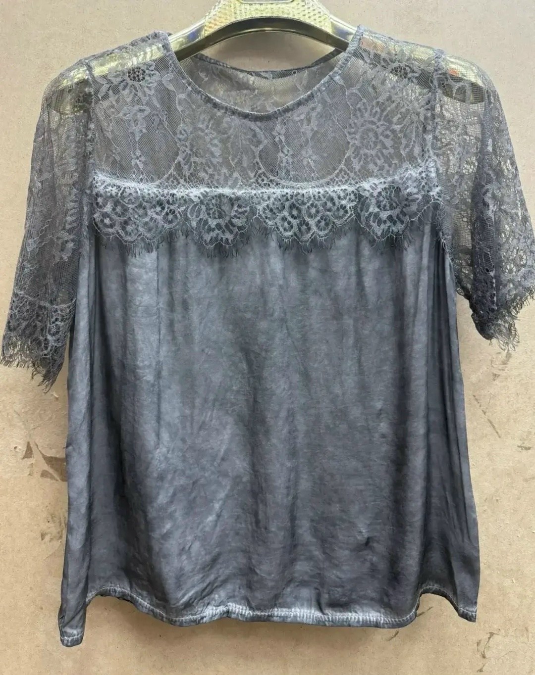 блузка с кружевами,блузка модная,блуза нарядная,женская блуза,блуза кружевная