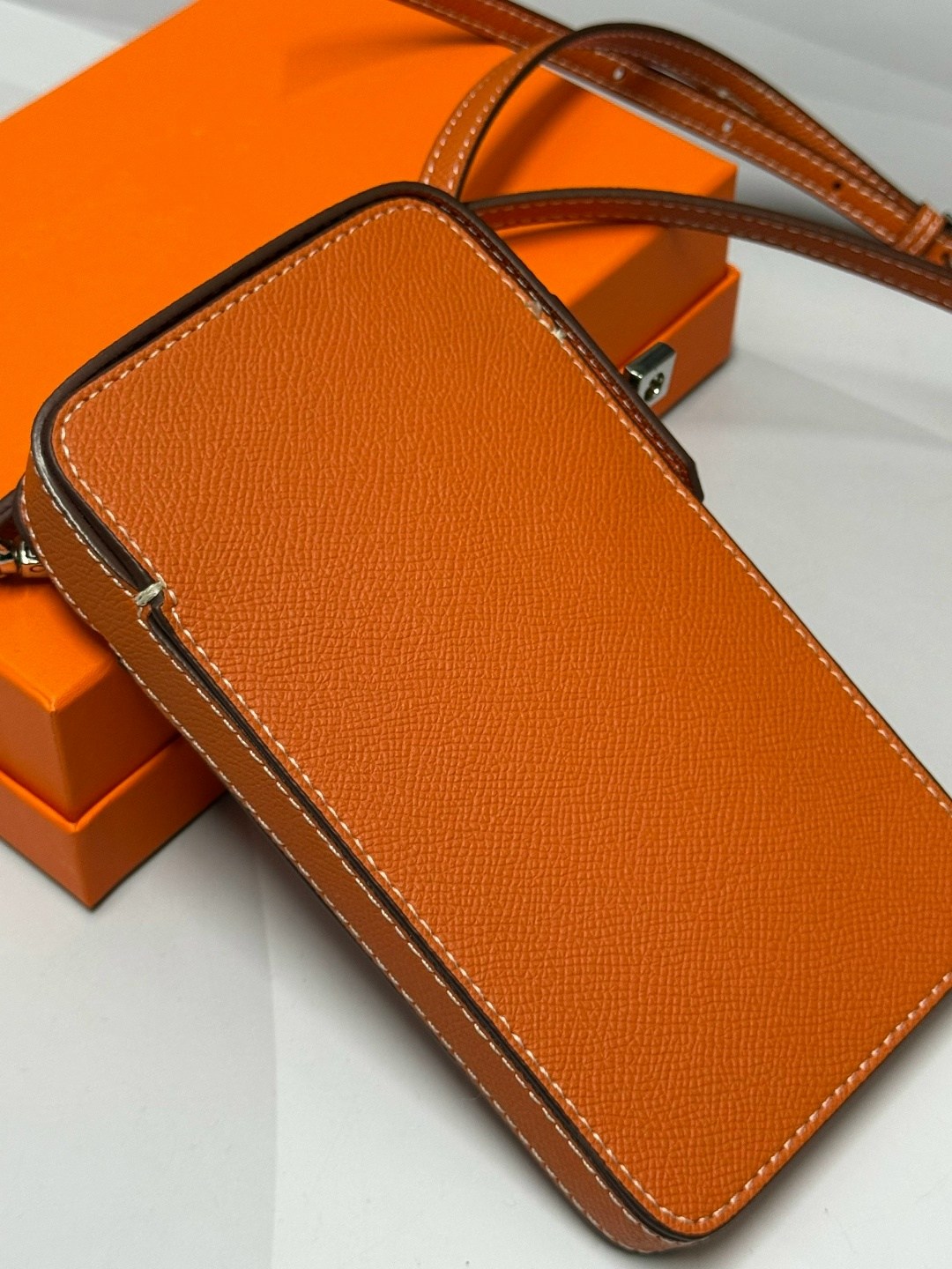 hermes сумка для телефона кошелек клатч,сумка для телефона hermes,сумка женская для телефона hermes,hermes сумка для телефона кошелек клатч astream,сумка hermes