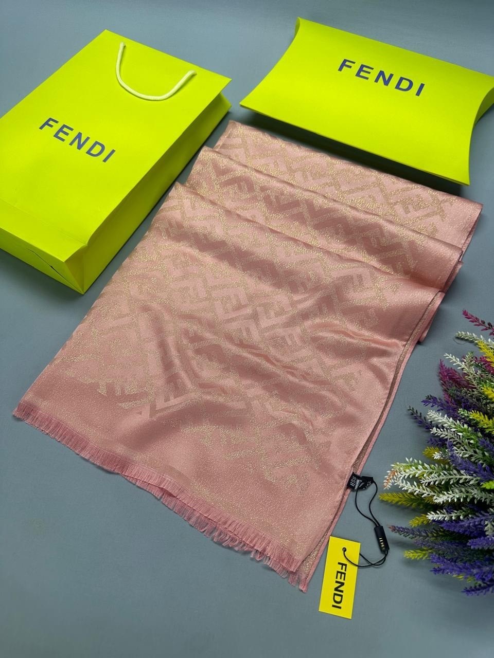 шарфы и платки,палантин fendi,палантин женские,палантин,палантин шарф