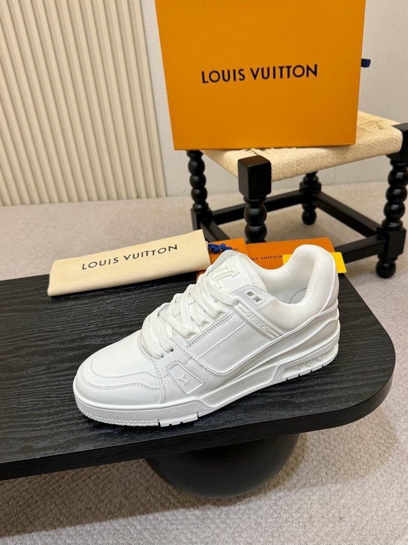 louis vuitton кроссовки,кроссовки louis vuitton trainer,louis vuitton женские кроссовки,кроссовки louis vuitton lv trainer,louis vuitton кроссовки мужские