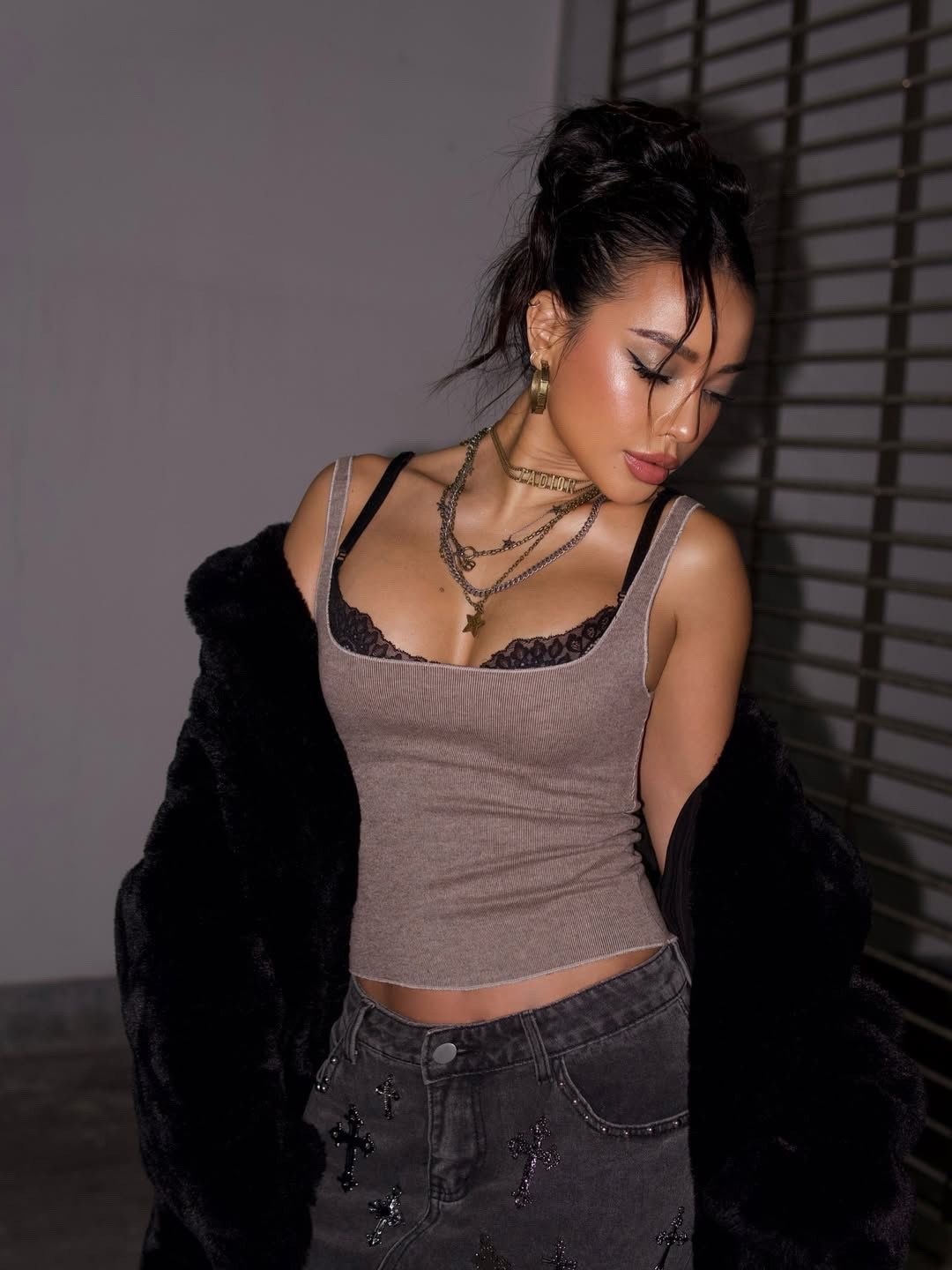 женская майка,топ женский,майка на бретельках,белая майка,топ женская майка