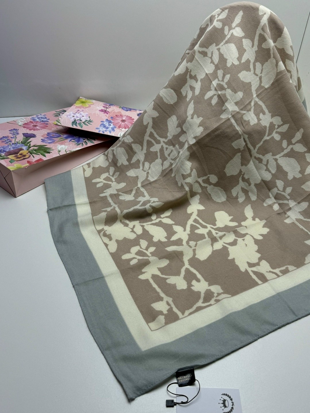 платки теплые женские,платки теплые,женские платки,платка,брендовый платок