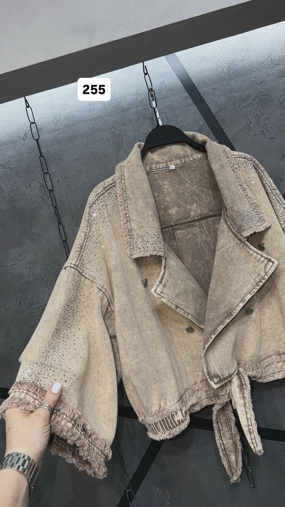 джинсовая куртка,куртка джинсовая женская,джинсовая куртка с бахромой,свободная джинсовая куртка,модные джинсовые куртки