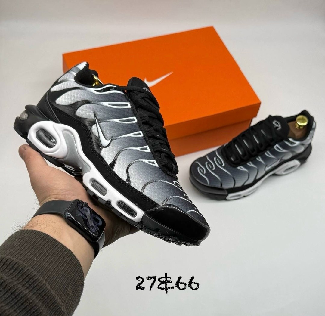 кроссовки nike air max tn plus,кроссовки мужские nike air max tn plus,nike air max tn plus black,кроссовки nike tn plus,nike air max tn plus