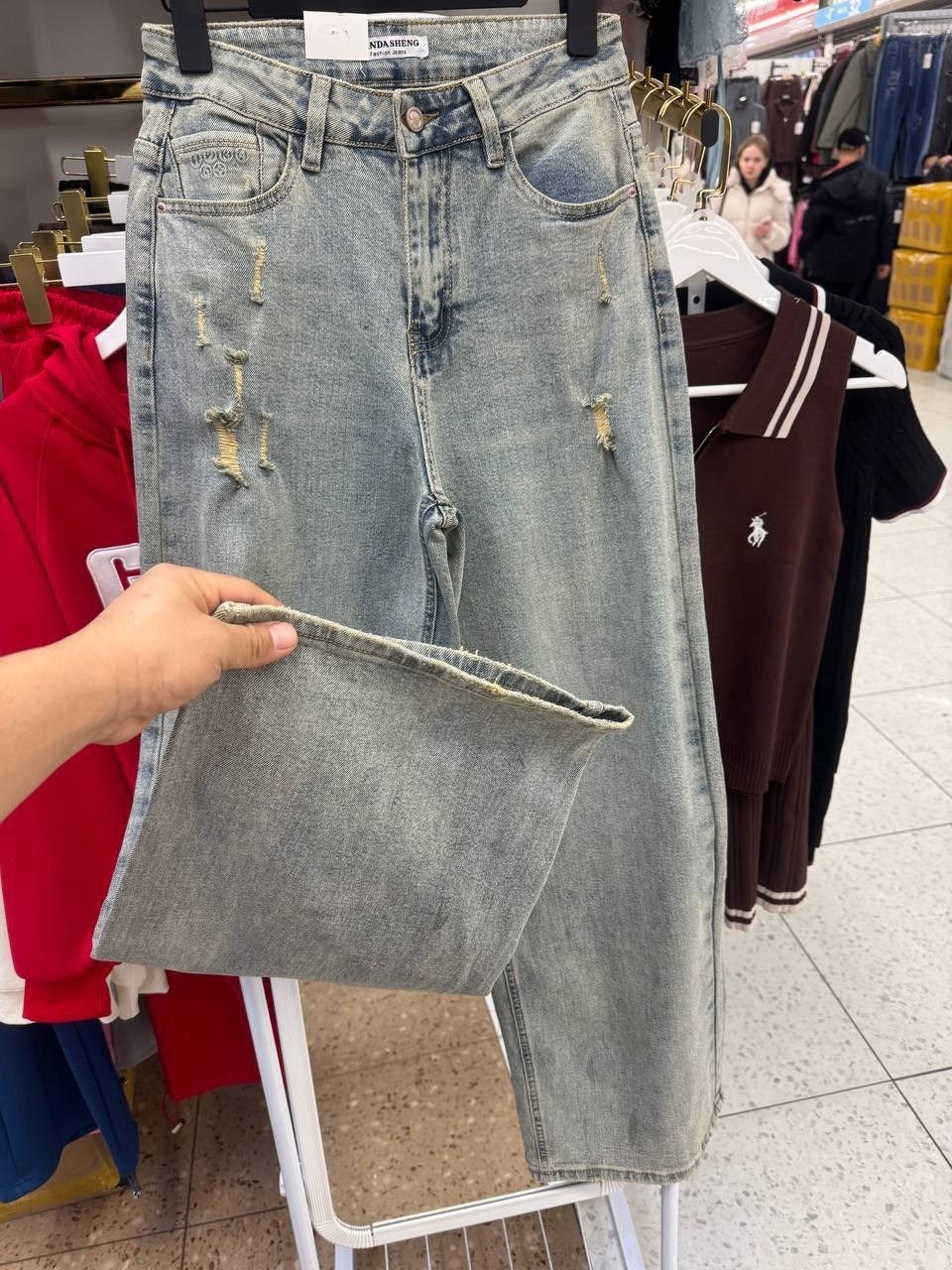 джинсы широкие,женские джинсы,брюки джинсы,джинсы,джинсы женские прямые