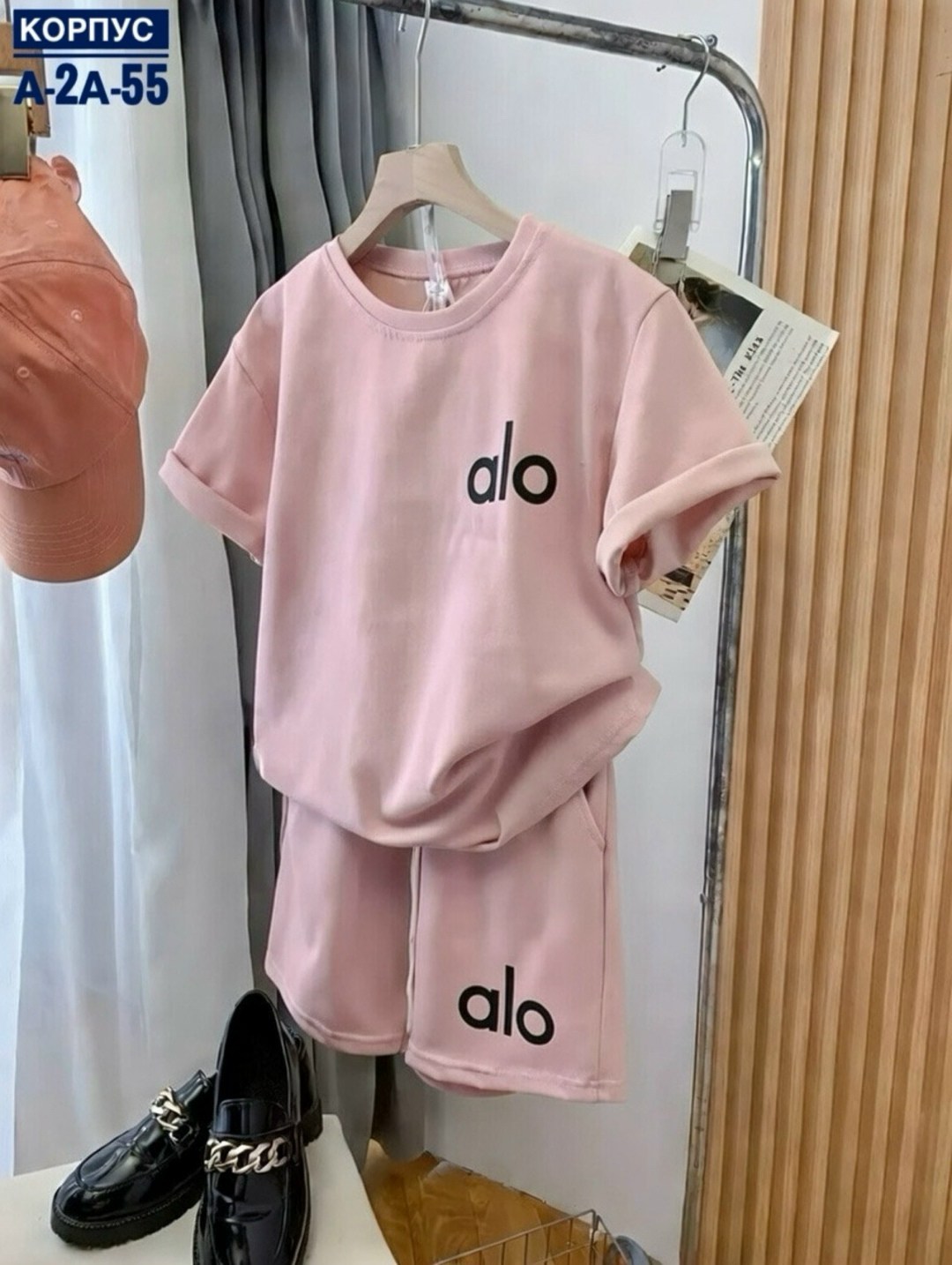 комплект одежды,спортивный костюм женский adidas,adidas костюм спортивный,женские костюмы,женские костюмы спортивные