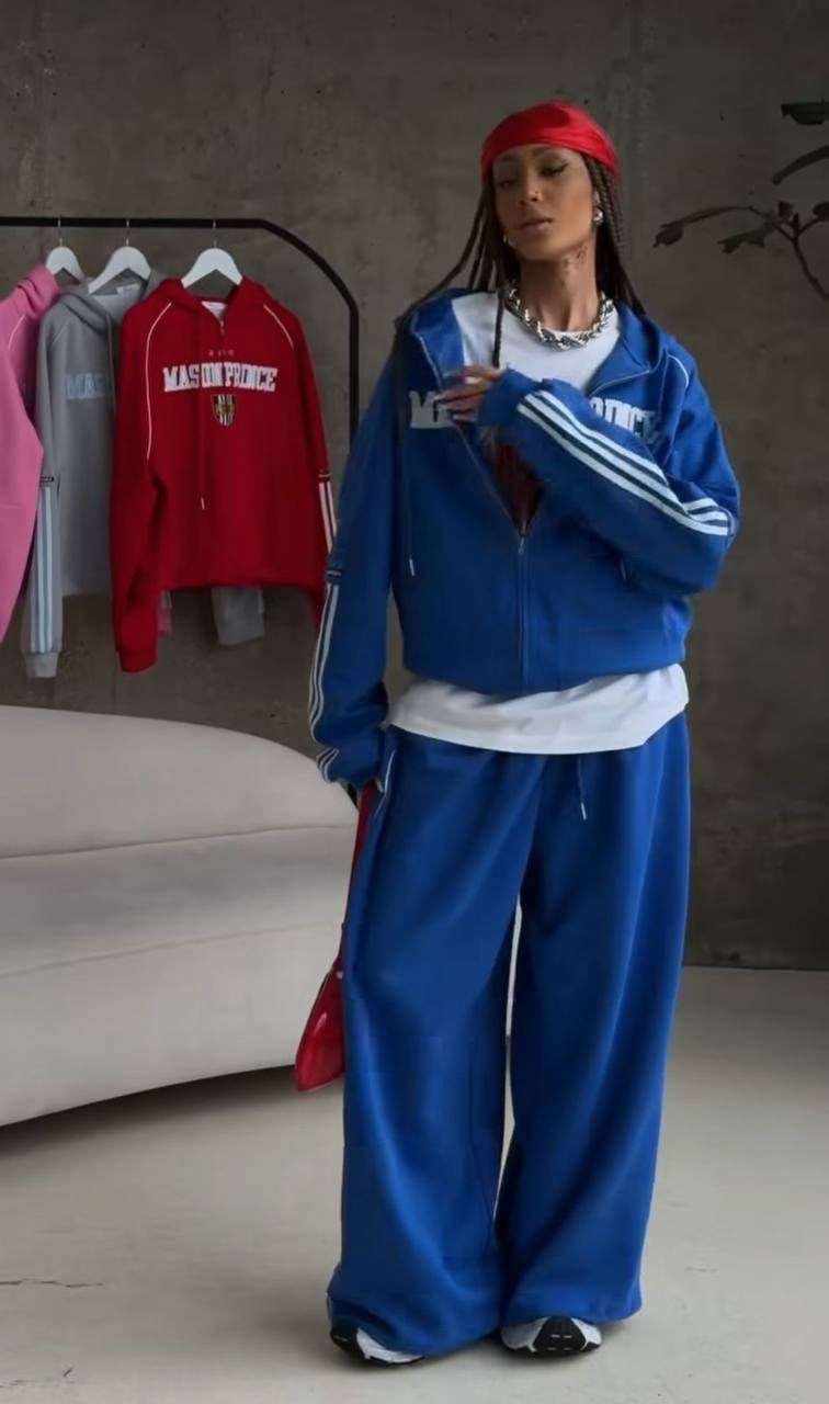 спортивный костюм,комплект спортивной одежды женский из двух предметов,брюки спортивные adidas originals,женские спортивные костюмы,спортивная одежда для женщин
