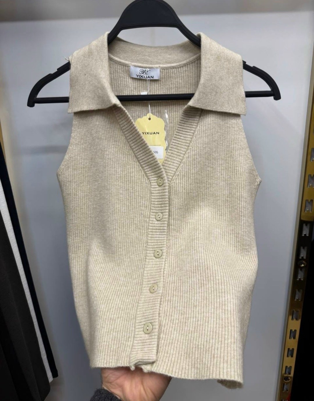 жилет mango,трикотажный топ,брюки льняные,бежевые брюки,брюки широкие