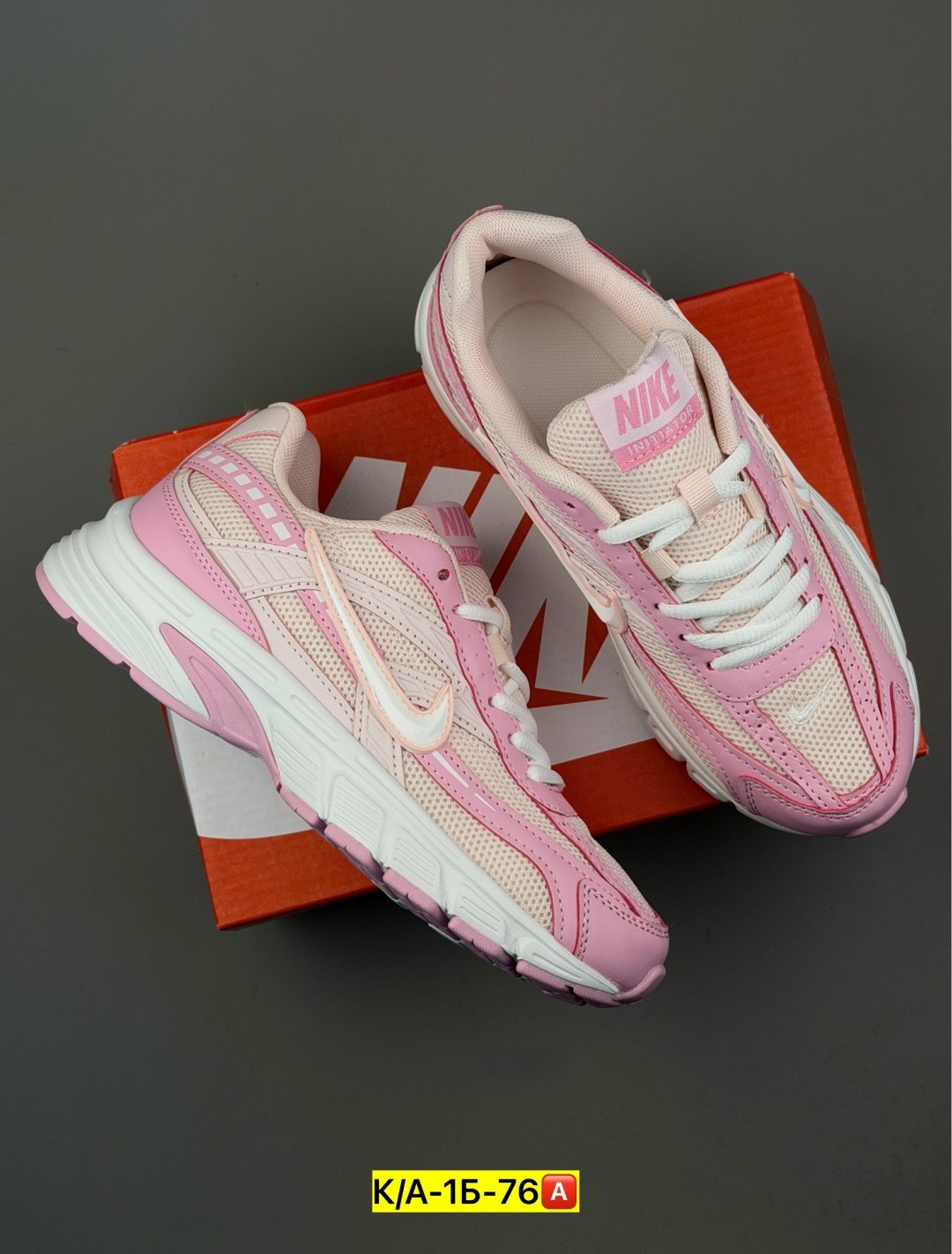 кроссовки nike женские,кроссовки nike initiator,женские беговые кроссовки nike initiator ярко-розовый,кроссовки nike,кроссовки для бега initiator женские с низким верхом розовые/белые/серебристые nike