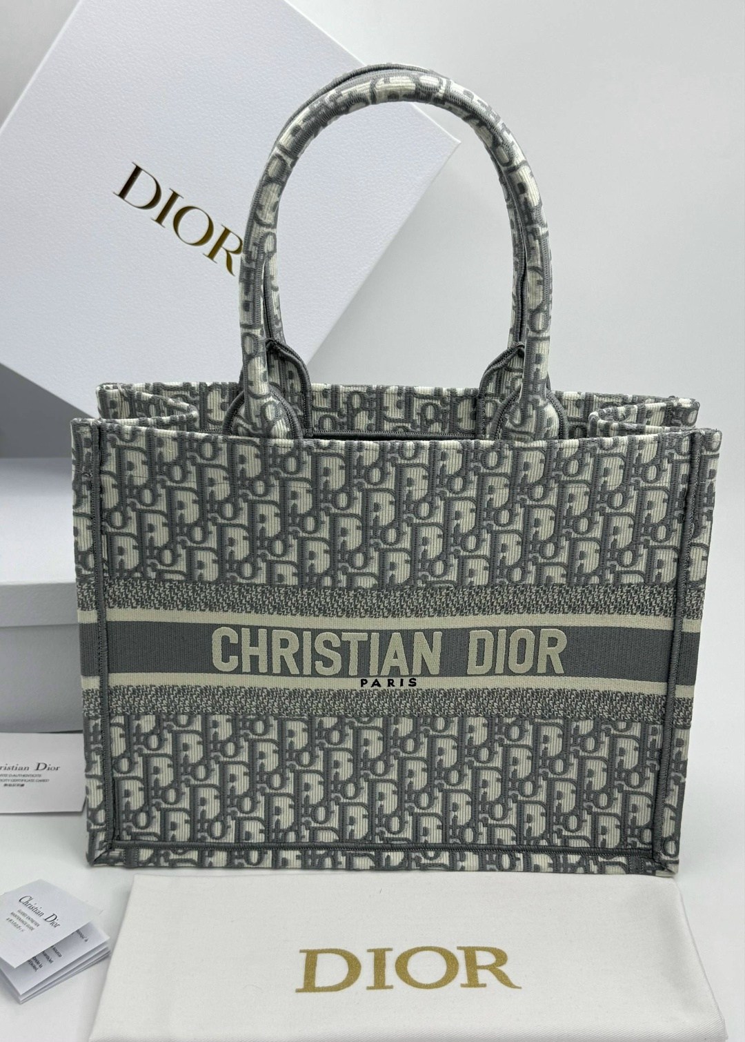 сумка женская christian dior 30x40 см,сумка диор christian dior paris,сумка christian dior,dior сумка,сумка dior book tote
