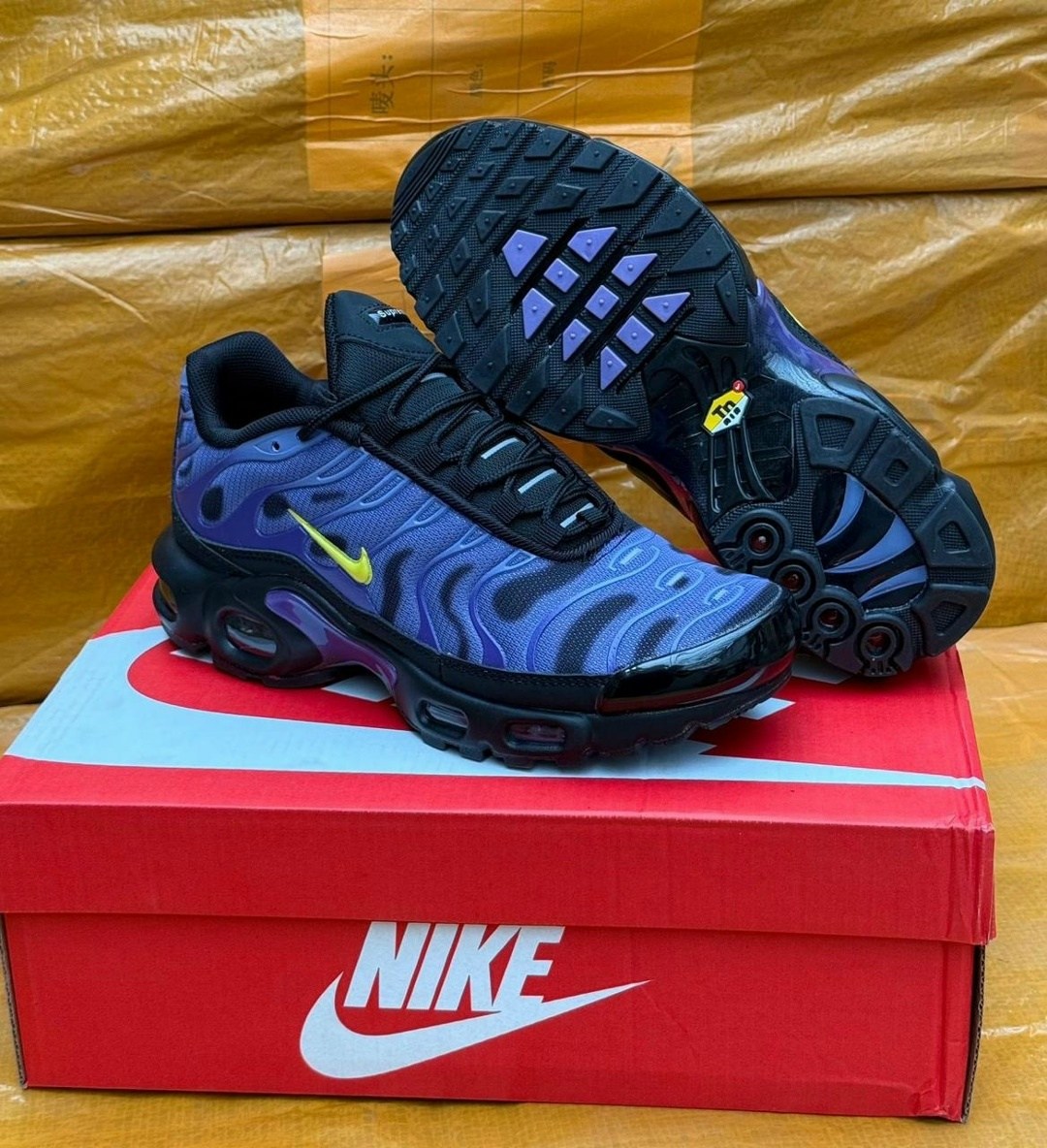кроссовки nike air max plus tn,nike air max plus tn,nike tn plus orange,nike air max tn plus оранжевые,nike air max plus tn orange