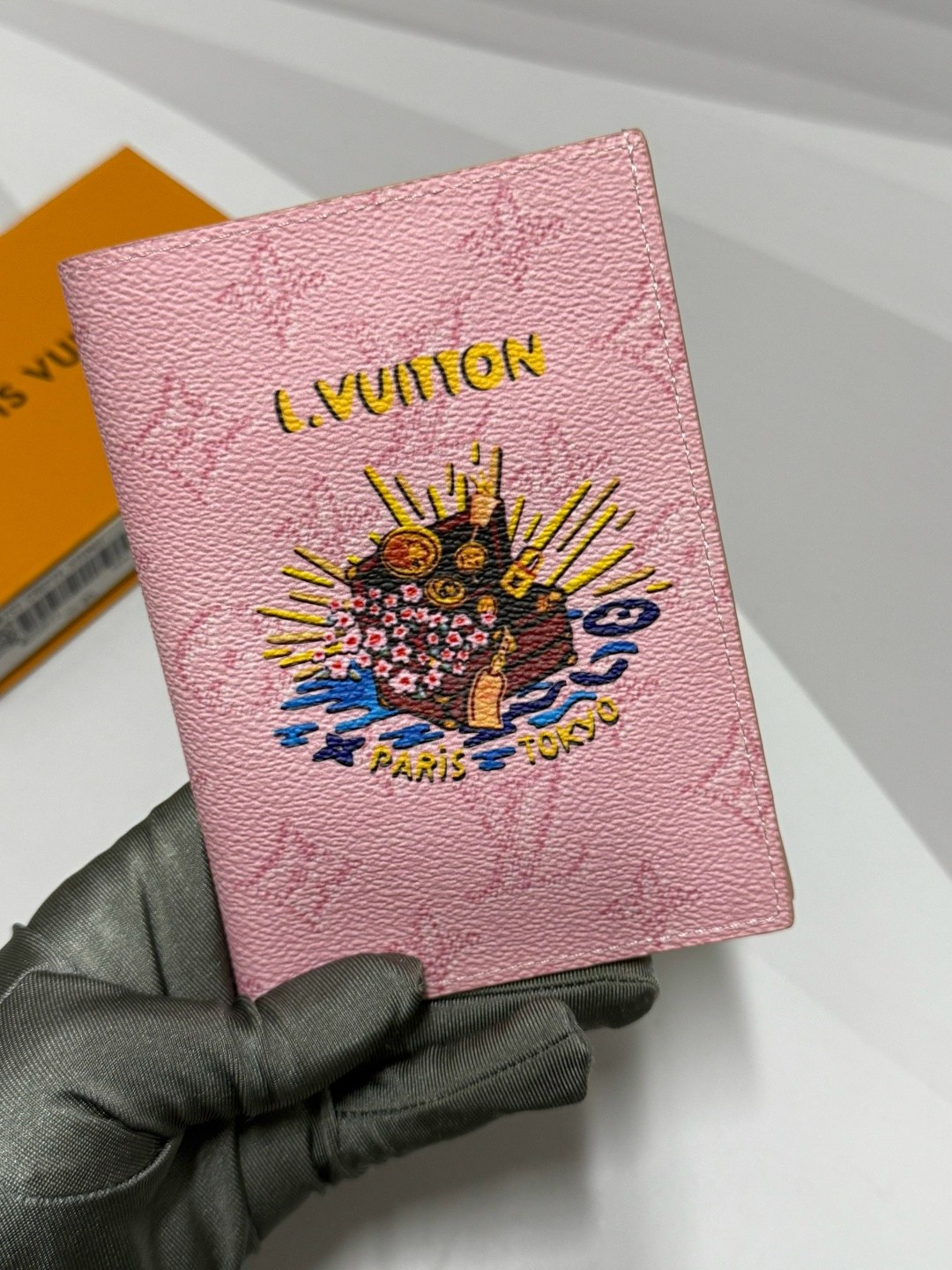 обложка на паспорт louis vuitton,обложка на паспорт louis vuitton print lion,кошелек louis vuitton,обложка для паспорта louis vuitton 14 х 10см,обложка на паспорт louis vuitton tiamat