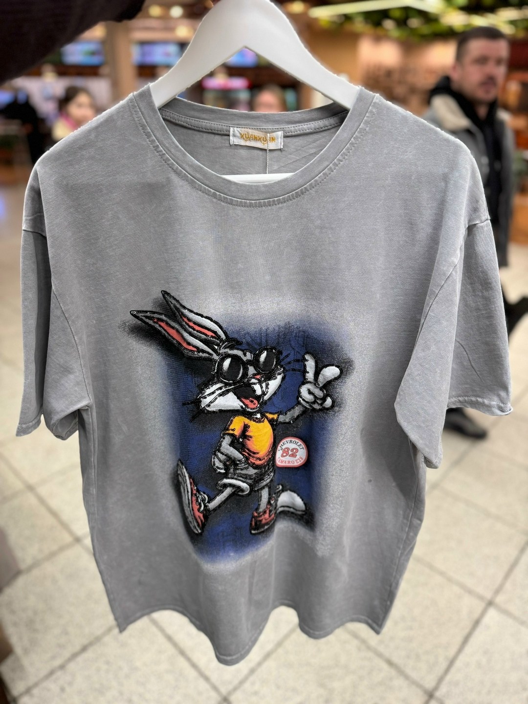 футболка варенка оверсайз с принтом bugs bunny,футболка варенка с принтом оверсайз,футболка вареная оверсайз принтом зайчик,футболка варенка