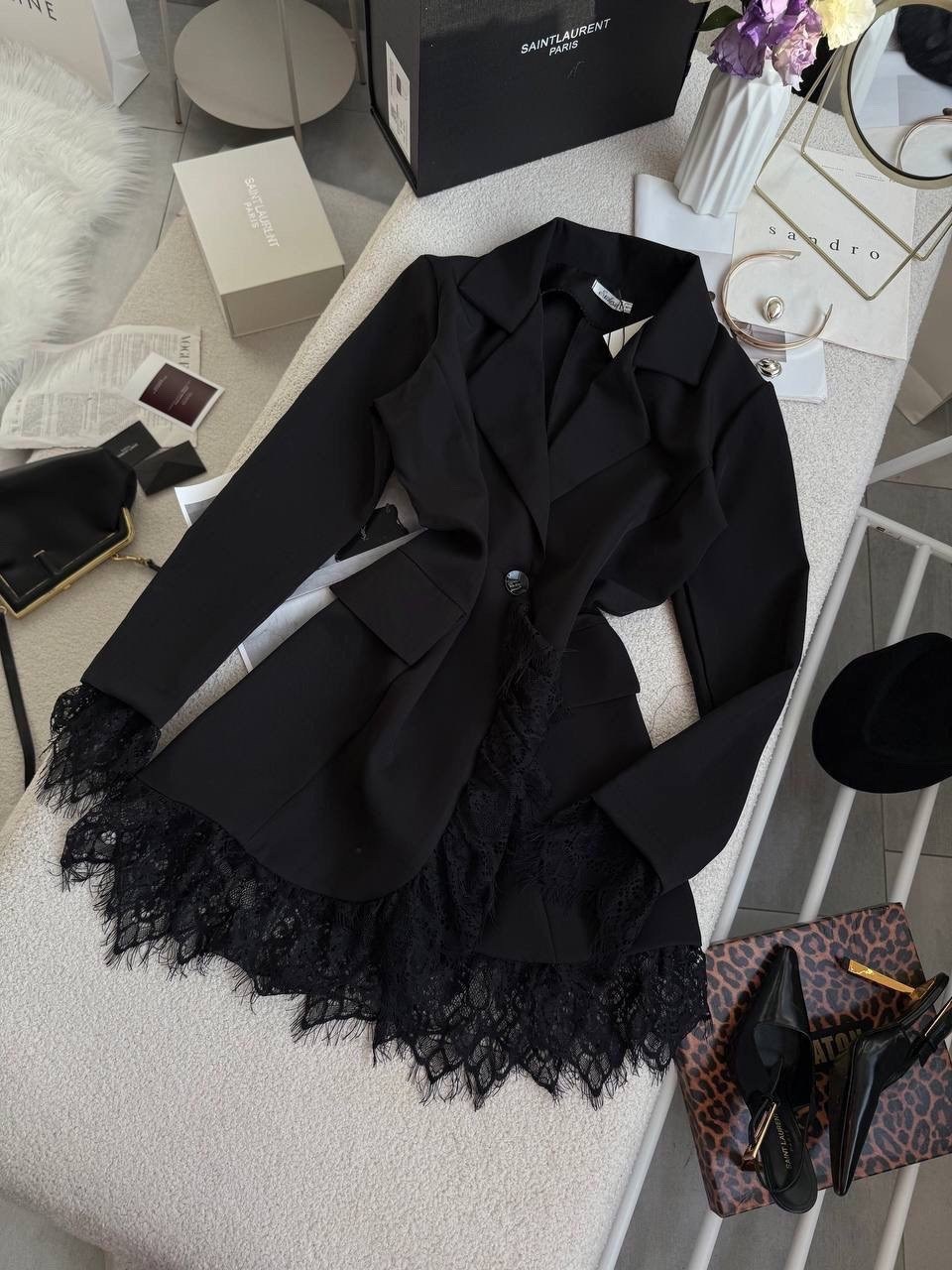 пиджак с кружевом,жакет приталенный,черный женский пиджак,жакет с перьями,жакет