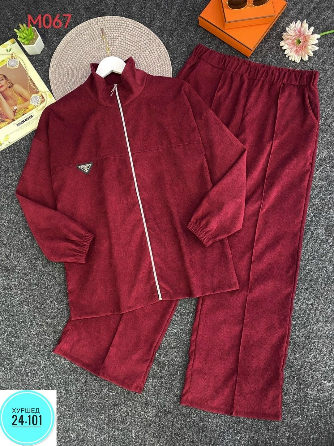 костюм двойка вельвет,женский костюм двойка,костюм женский на флисе,костюм двойка модный,велюровый костюм