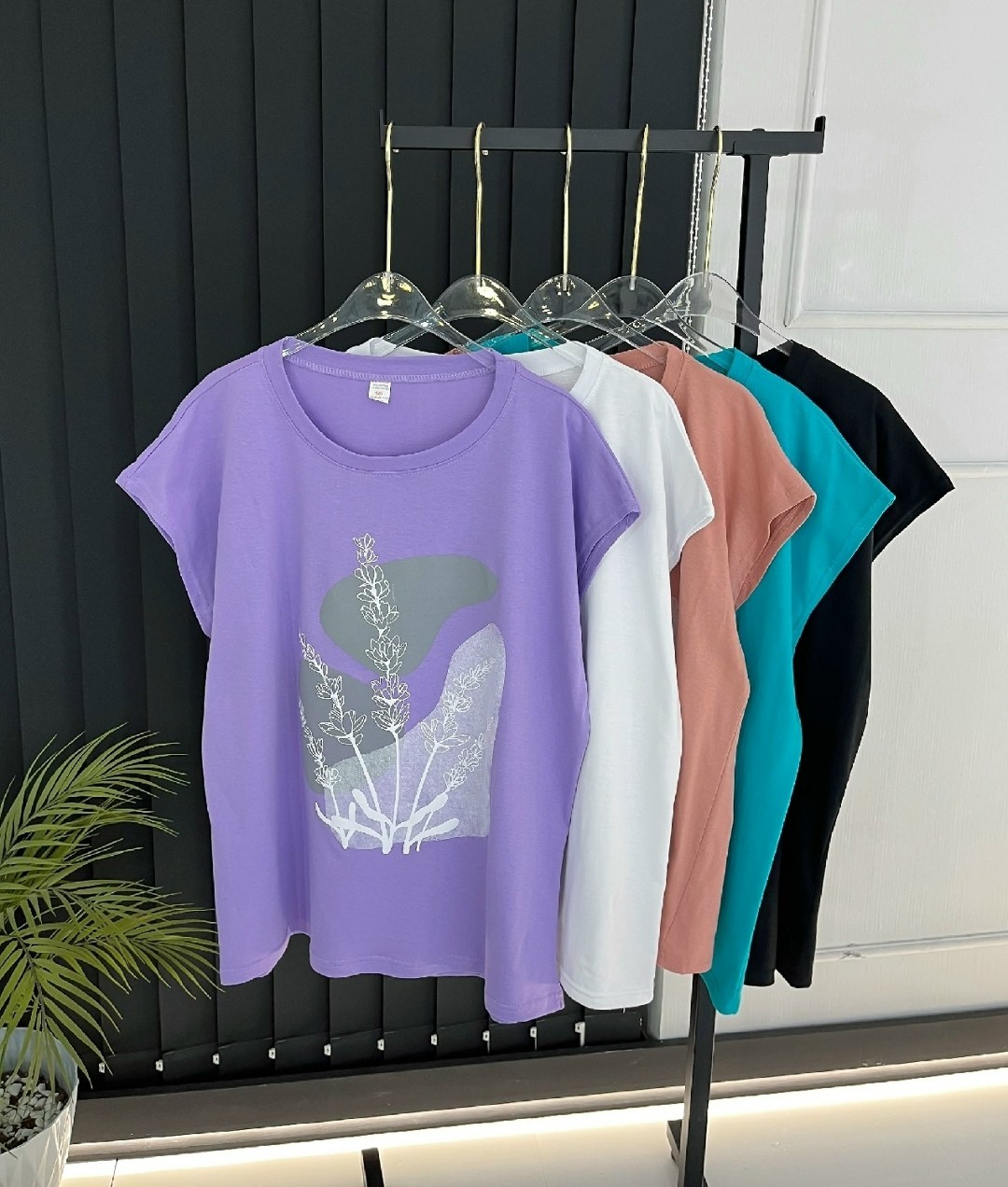 футболки женская,футболки женские больших размеров,футболки модные,кофта женская,футболка фиолетовый