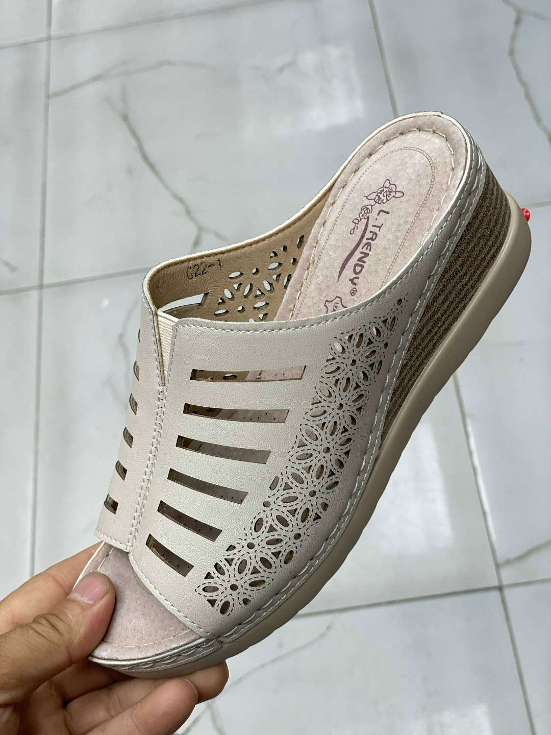 , женская,сабо с перфорацией,женская летняя ,женские шлепанцы