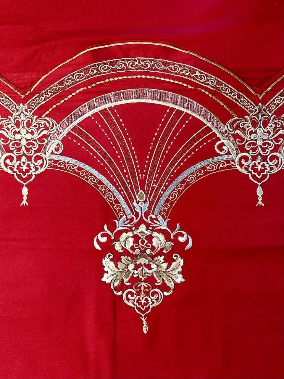 ситрейд постельное белье сатин люкс,комплект постельного белья,комплект постельного белья ситрейд,роскошный комплект постельного белья,постельное белье с вышивкой