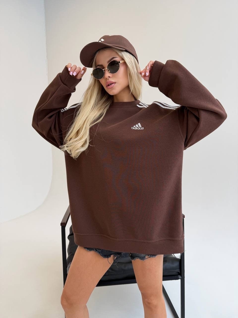 адидас свитшот,стильный свитшот женский,свитшот и толстовка,свитшот мужской adidas,свитшот adidas