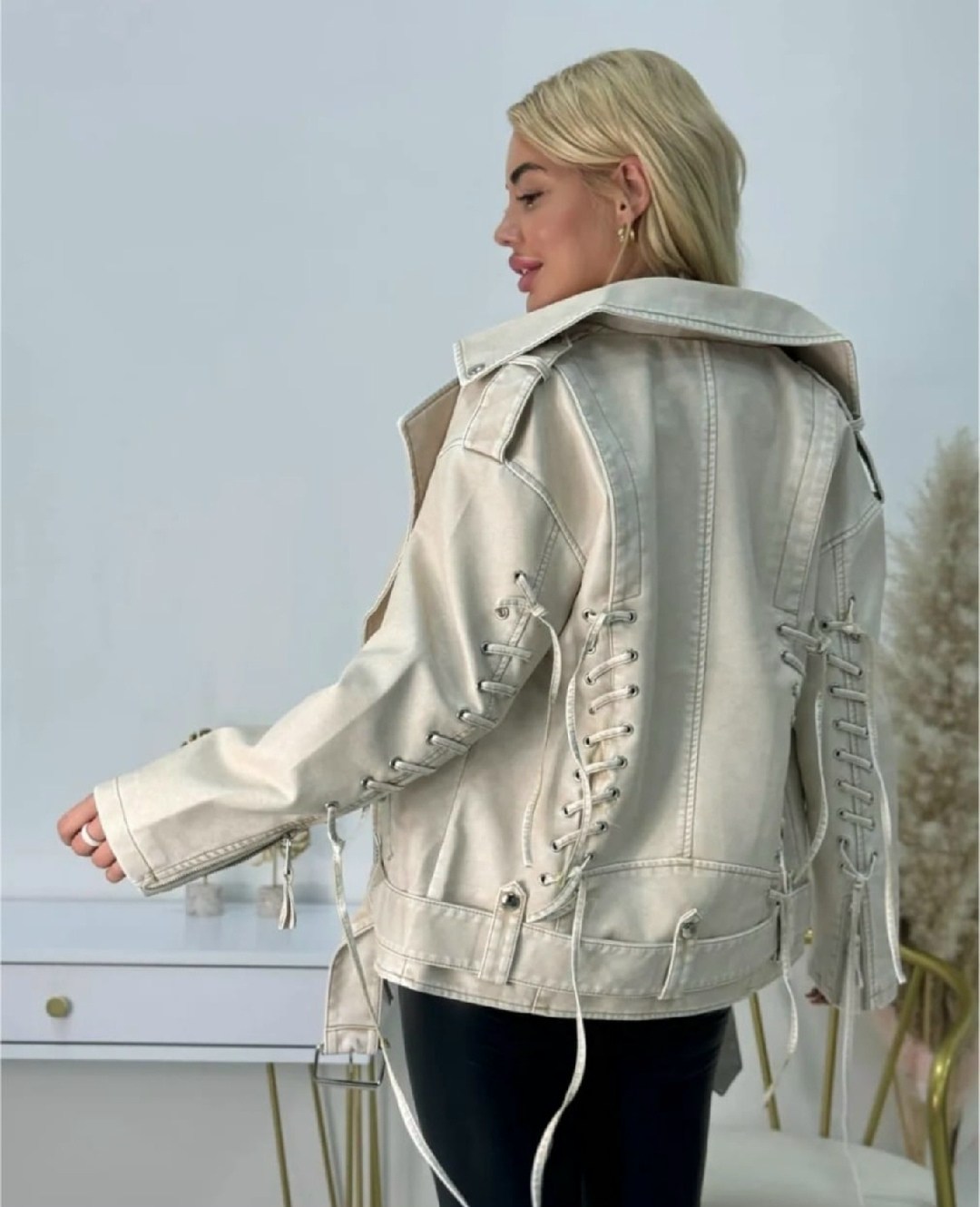 косуха женская оверсайз куртка кожаная,куртка косуха,косуха куртка кожаная оверсайз m.story,кожаная куртка,косуха белая куртка кожаная oversize винтажная