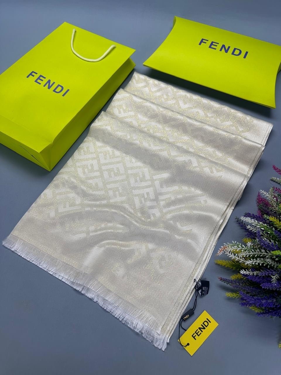 шарфы и платки,палантин fendi,палантин женские,палантин,палантин шарф