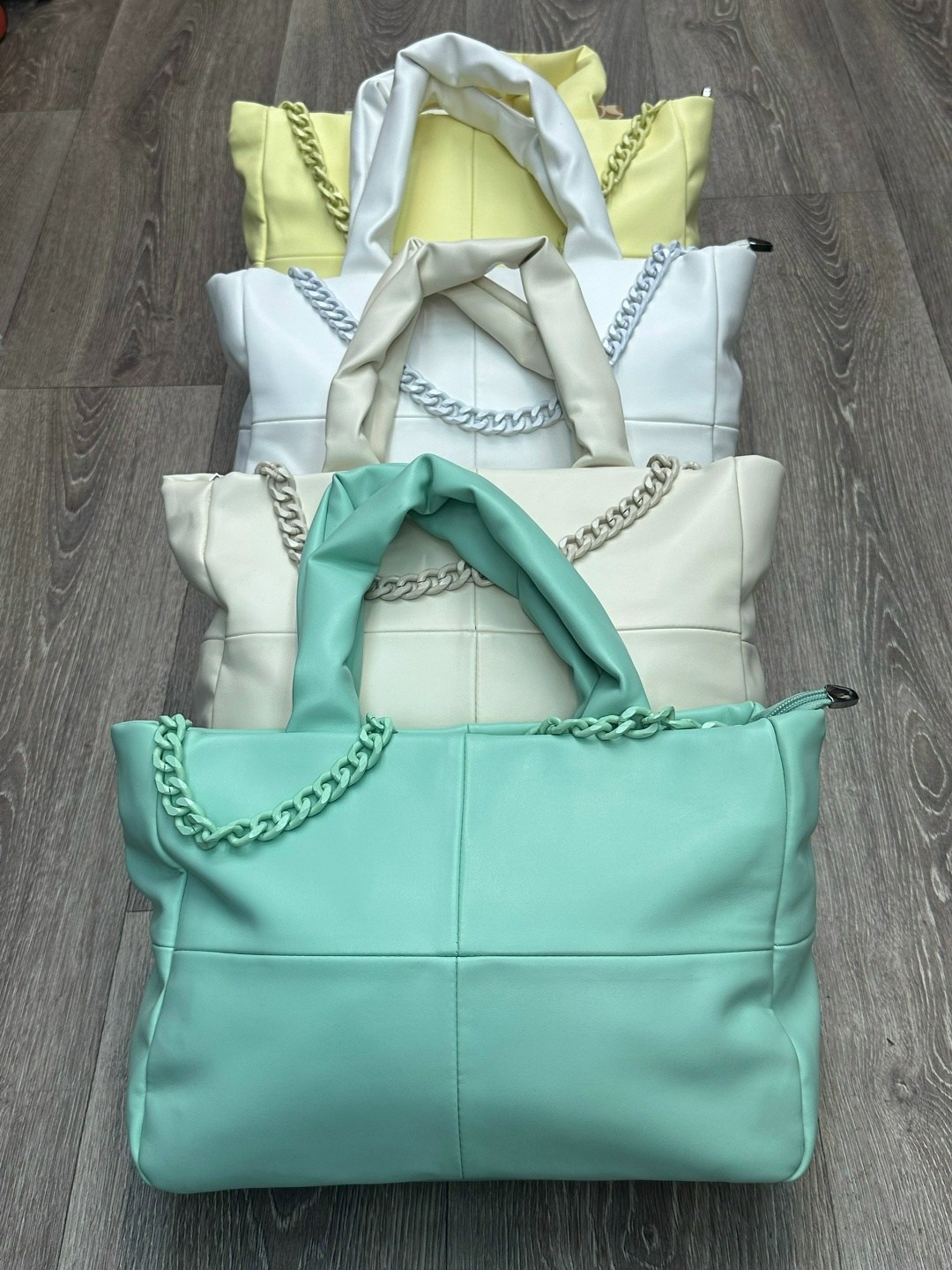 сумка longchamp,longchamp le pliage,сумка маленькая longchamp,longchamp bag,сумка longchamp la pliage в бежевом цвете и размере xs