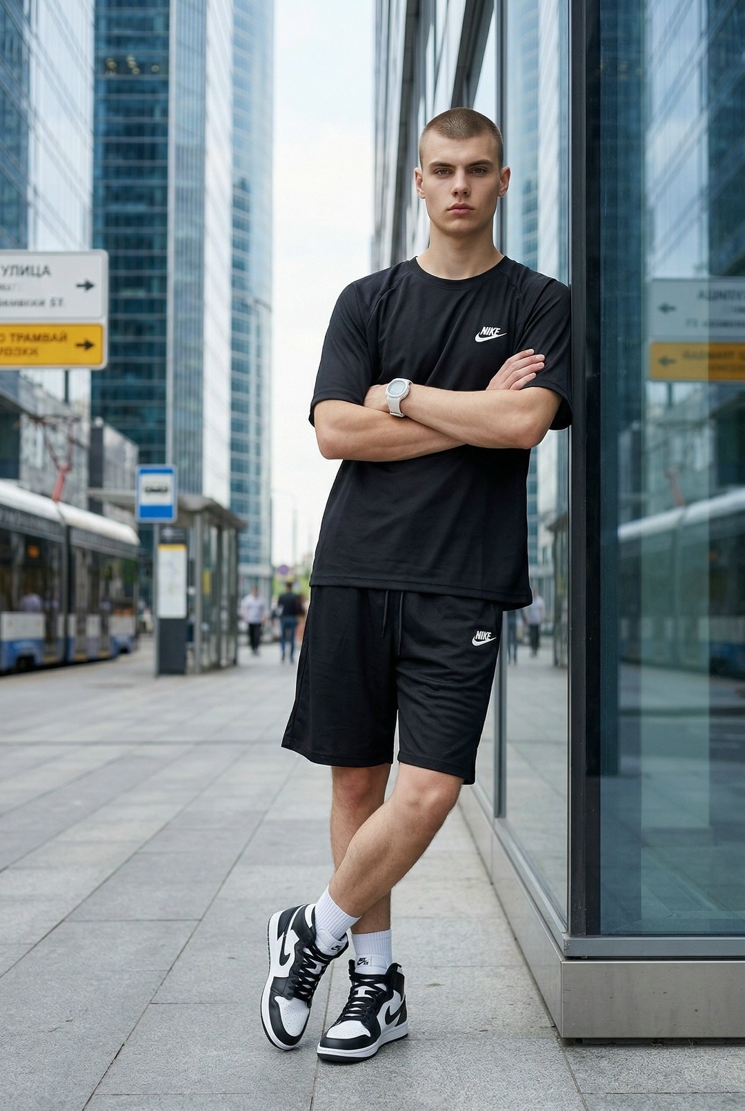 костюм спортивный мужской nike,спортивные костюмы nike,костюм спортивный мужской,спортивный костюм с футболкой и шортами,спортивные костюмы для мужчин