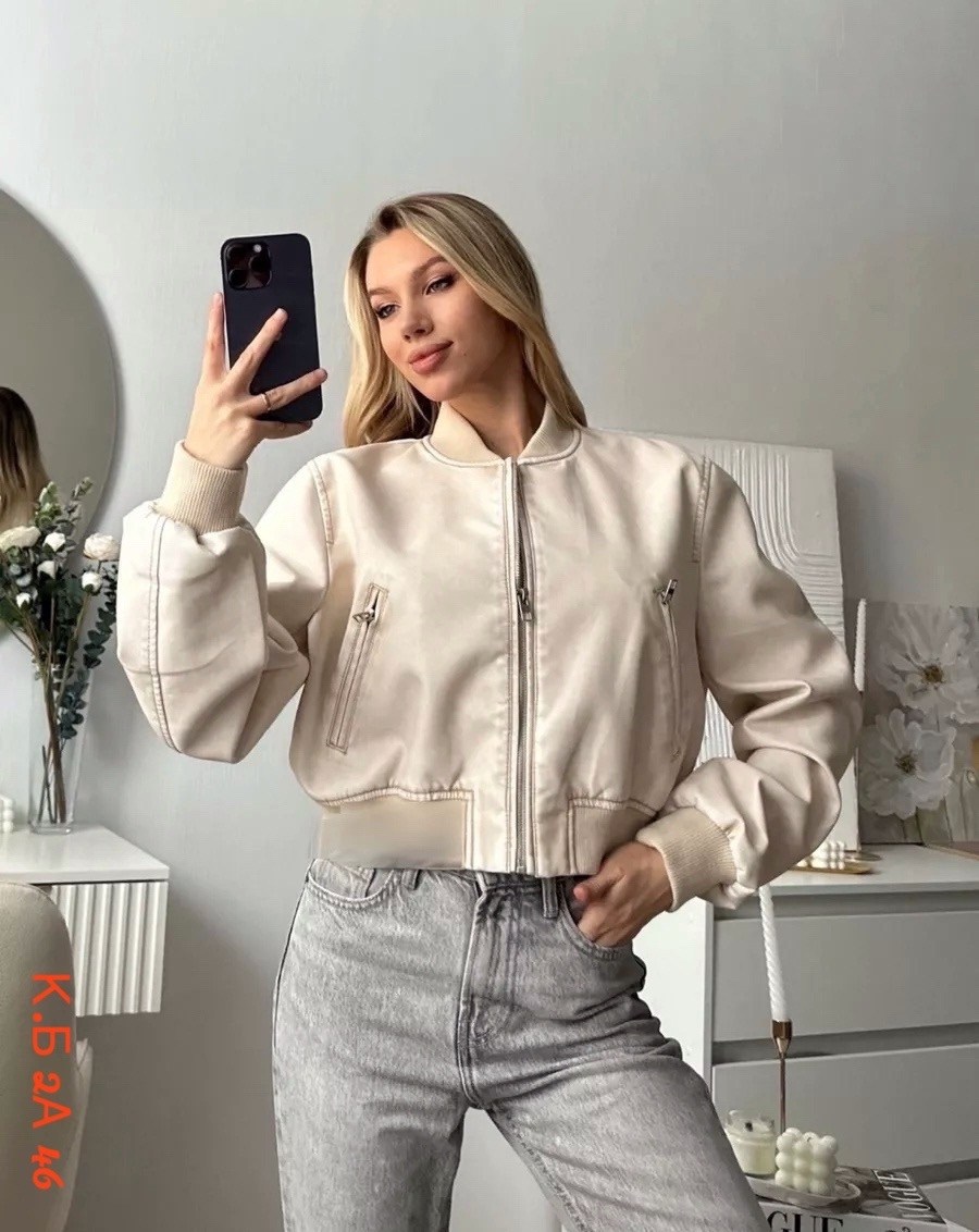 кожаная куртка,укороченный кожаный бомбер женский dkg157,куртка бомбер женская,бомбер женский с,кожаная куртка 1811157-1