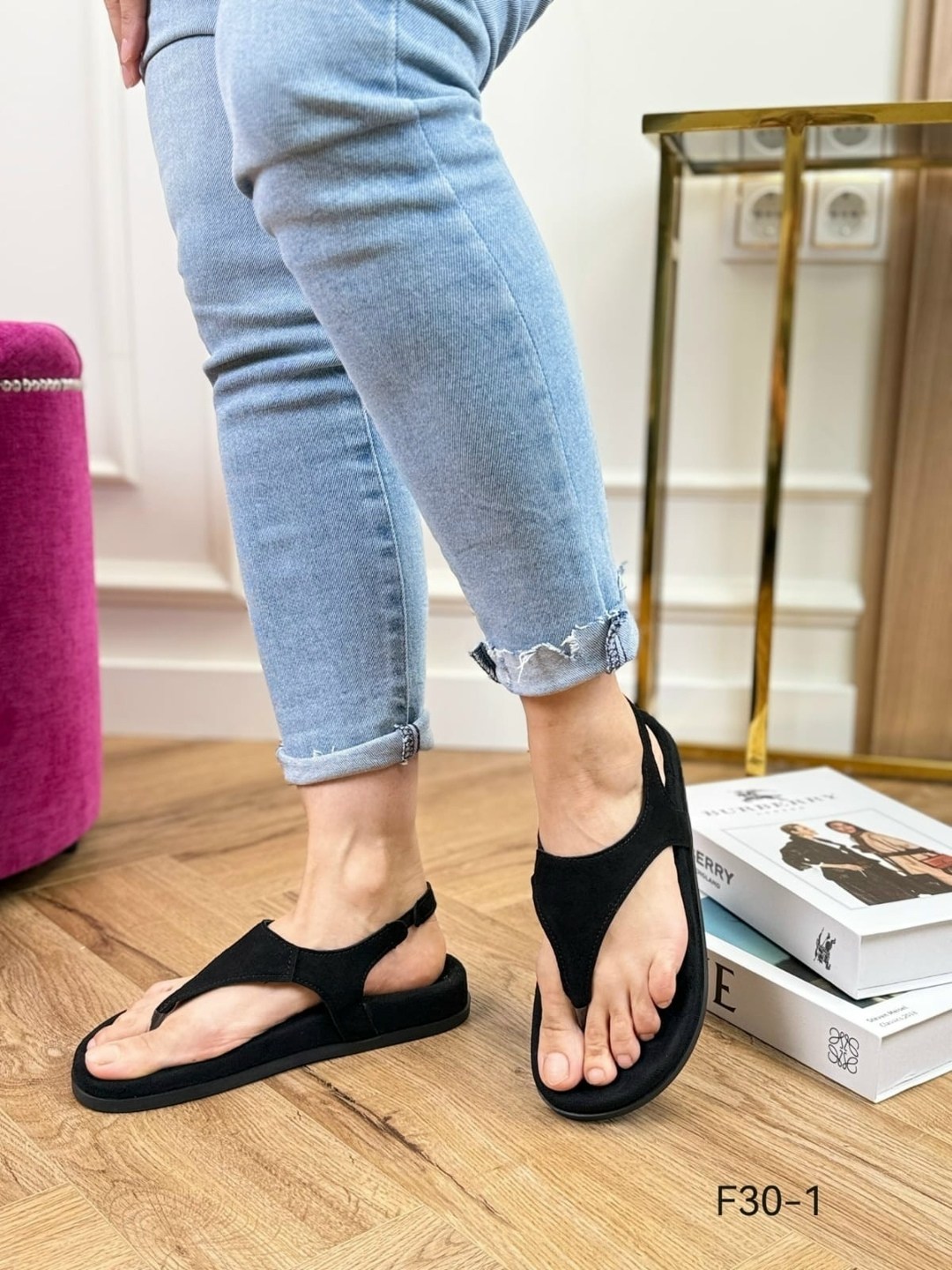 женские шлепанцы,сандалии женские,модные шлепанцы,модные босоножки,женские босоножки