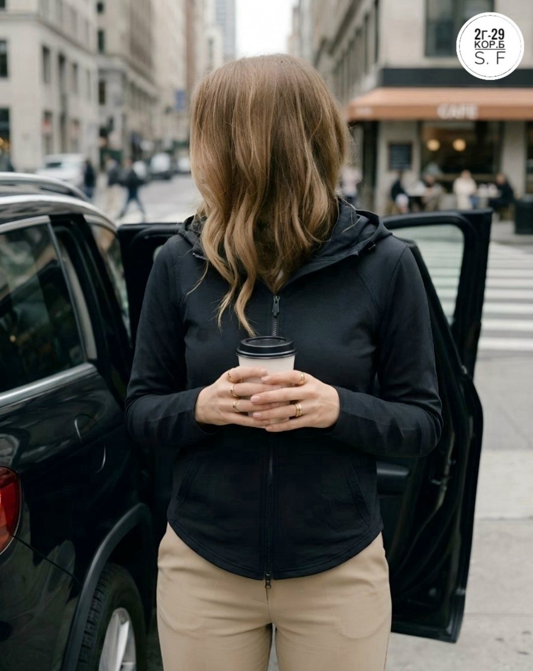 повседневная куртка,толстовка женская,женская куртка,куртка с капюшоном,демисезонная женская куртка