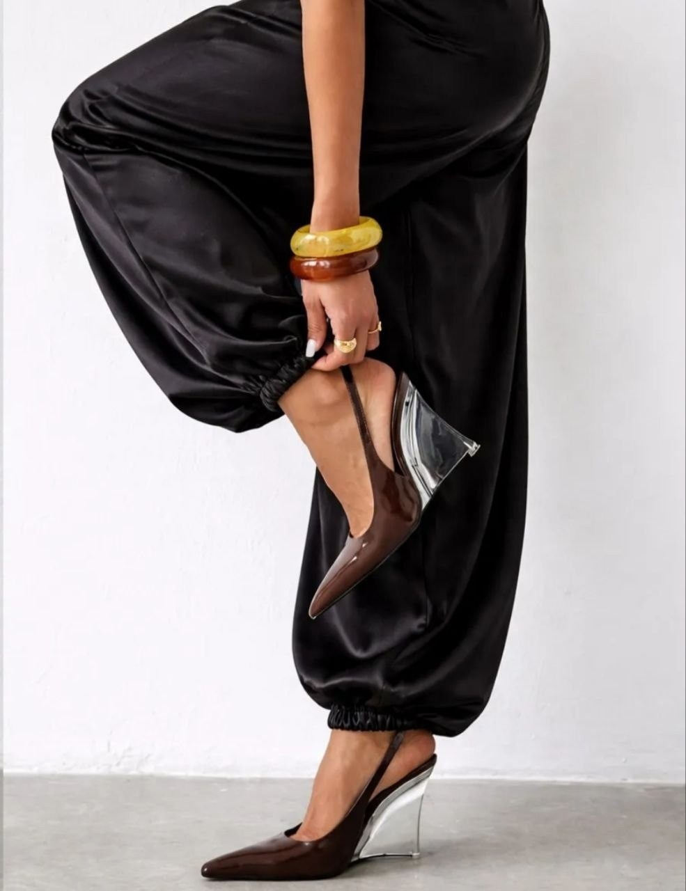 шелковый топ,шелковый топ с кружевом,топ с кружевом,шелковые пижамы,майка с кружевом