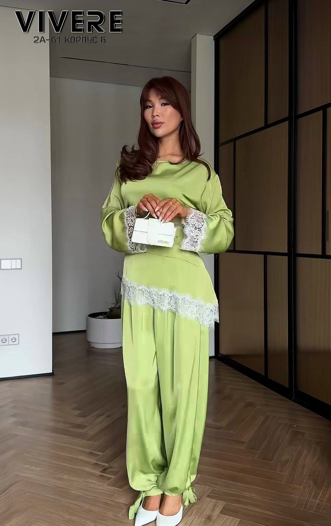 костюм из атласа брючный,стильные наряды,костюм брючный атласный,шелковый костюм,атласные костюмы