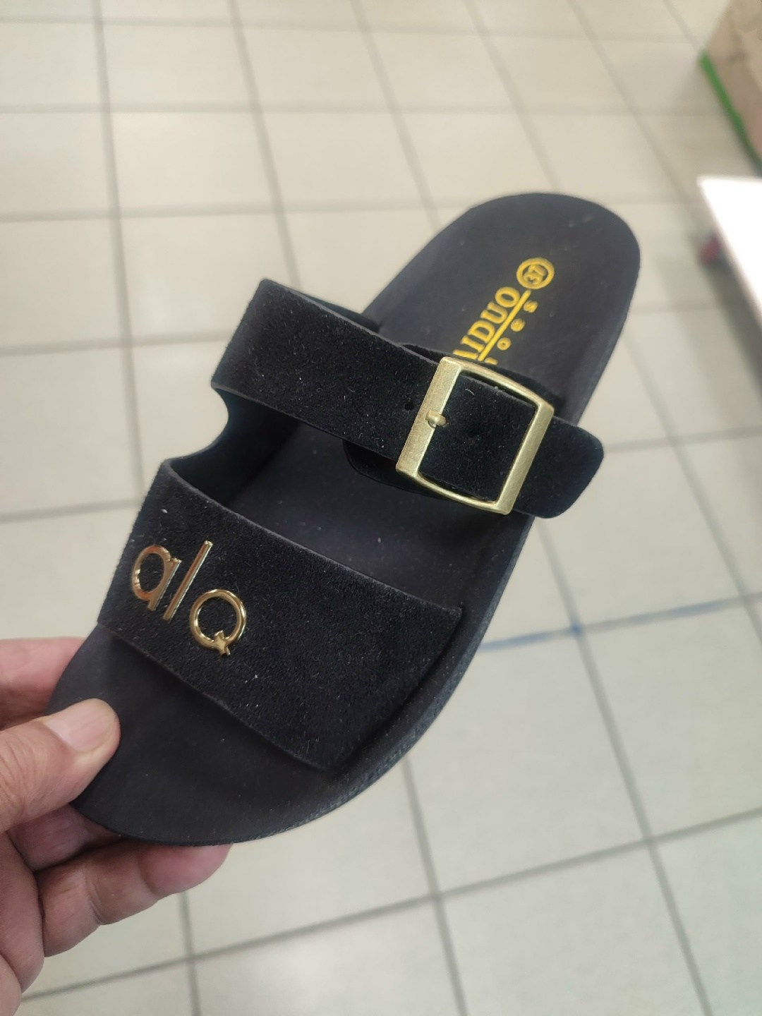 ,женские шлепанцы,обуви, женская,босоножки замшевые