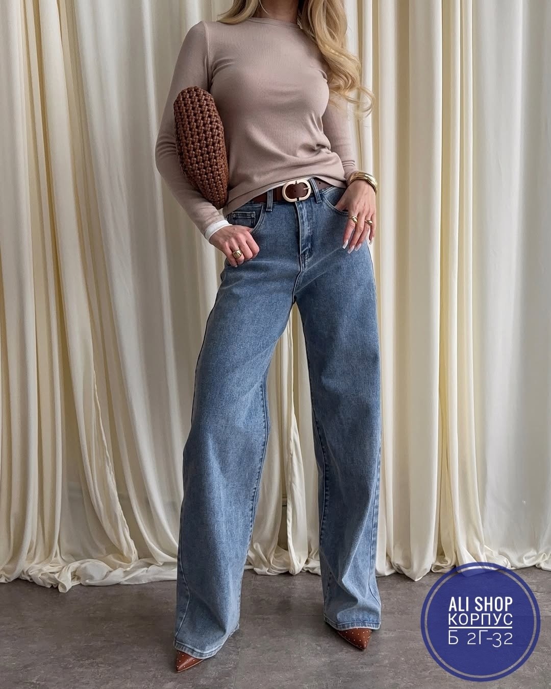 голубой джинсы широкие трубы клеш,широкие джинсы,джинсы женские,джинсы женские широкие,женские джинсы клеш