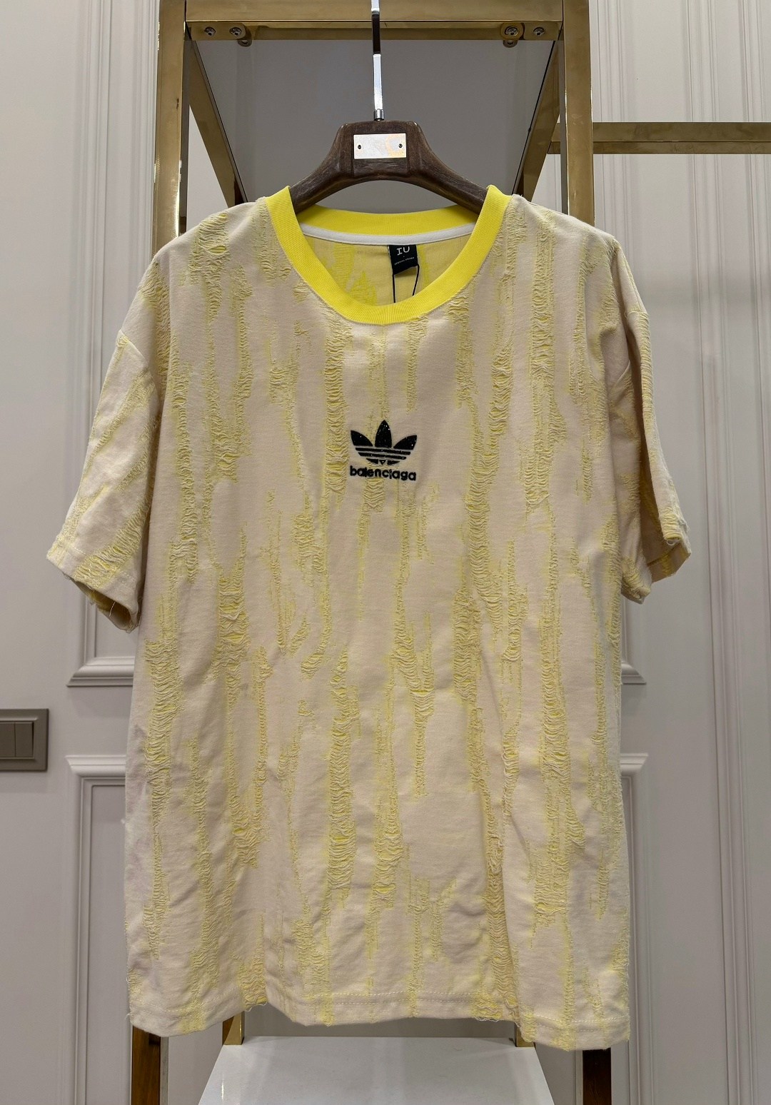 мужская футболка adidas,розовая футболка адидас мужская,adidas originals adidas,adidas original,футболка adidas