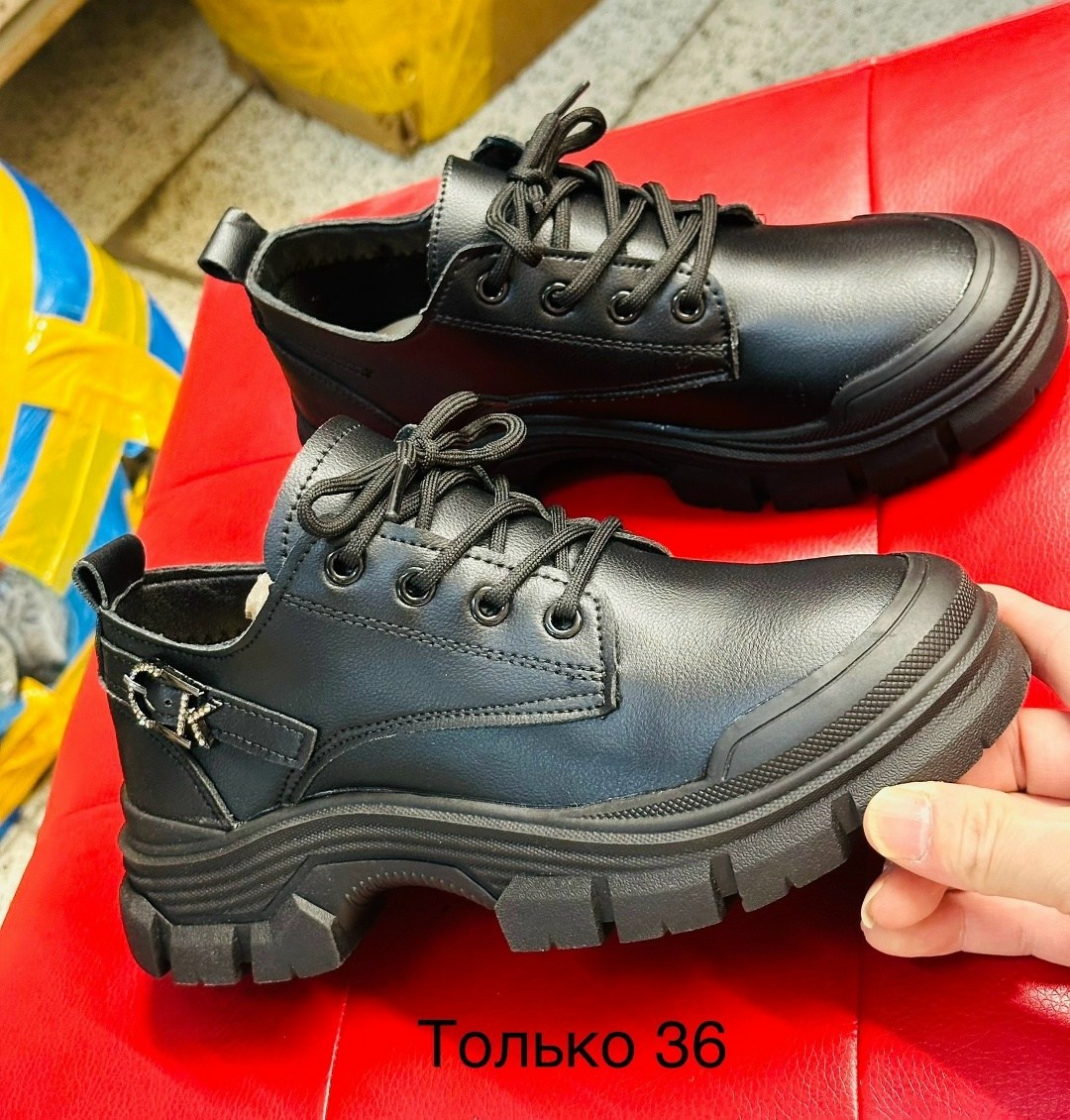 кроссовки,,женские кроссовки,женская ,кроссовка