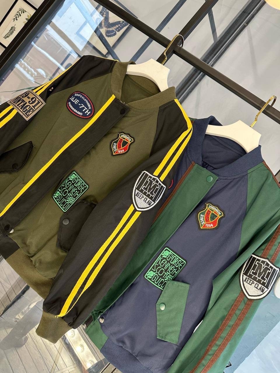 mtforce кожаный бомбер женский цвета хаки,кожаный бомбер женский цвета хаки,женский бомбер,куртка бомбер,куртка бомбер женская