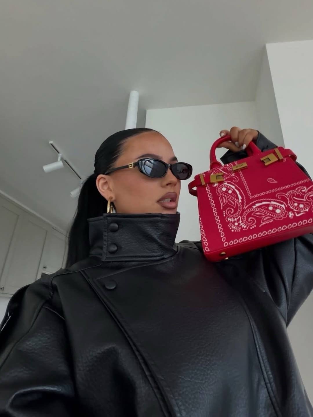 мода стиль,куртка кожаная,одежда модная,куртка