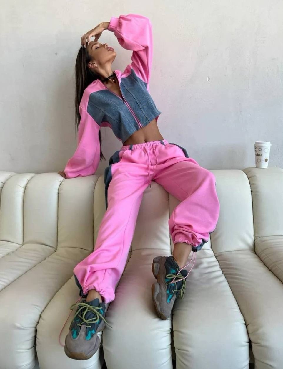 костюм спортивный,спортивный костюм женский,брючный костюм,стильный костюм,костюм женский